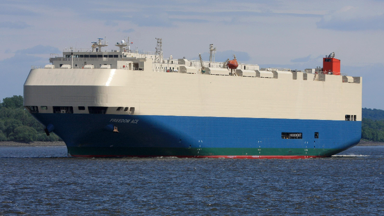 MOL vehicle carrier Freedom Ace  