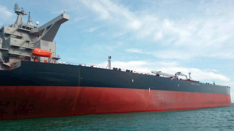 Front Eagle, very large crude carrier at port