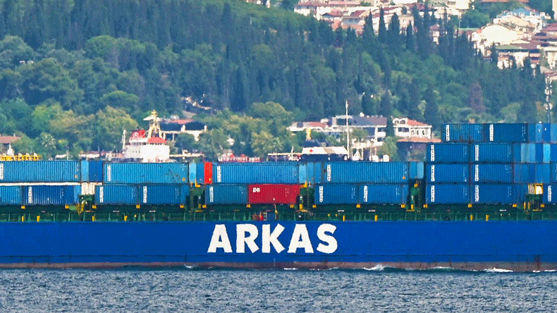 Daniel A, an Arkas vessel