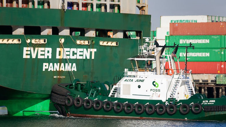 Port of Los Angeles. San Pedro Bay. Credit: Richard Cummins / Alamy Stock Photo