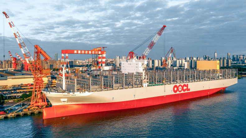 OOCL Iris 16000 teu 