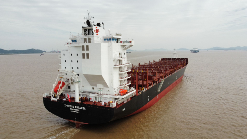 X-Press Antares_3,158 teu 