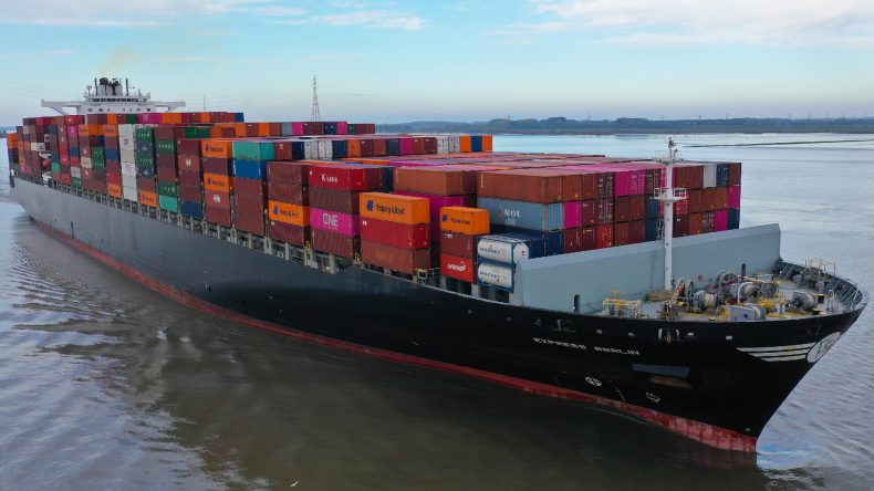 Containership charter market stays bullish as rates for smaller vessels ...