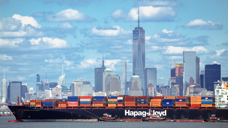 Hapag-Lloyd ship in New York credit adobe