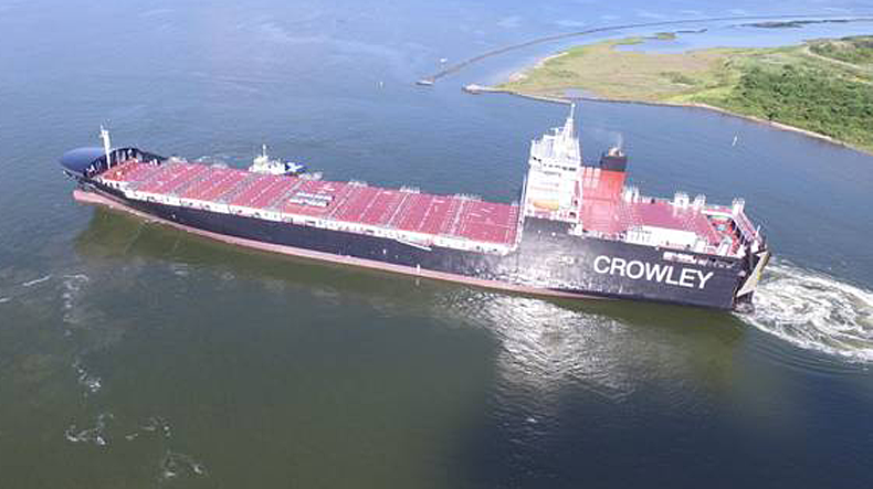 Crowley LNG-powered con-ro vessel El Coqui