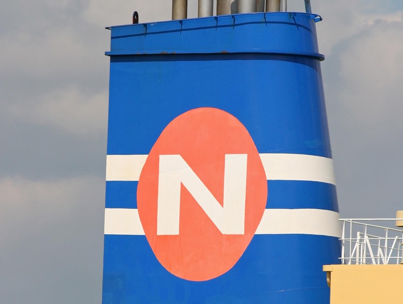 Navios funnel logo