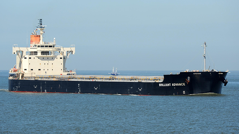 MOL dry-bulker-Brilliant-Advance-JG-190716-01 From MIA