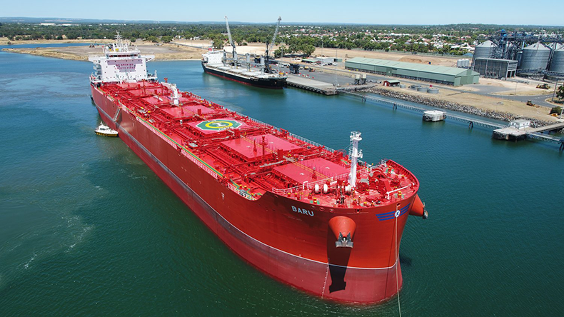 CLEANBU dry bulker Baru in Bunbury, Australia