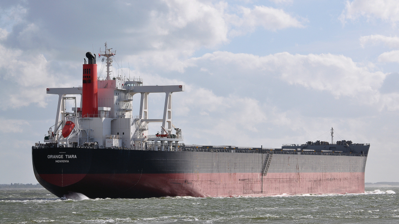 Capesize bulk carrier Orange Tiara 