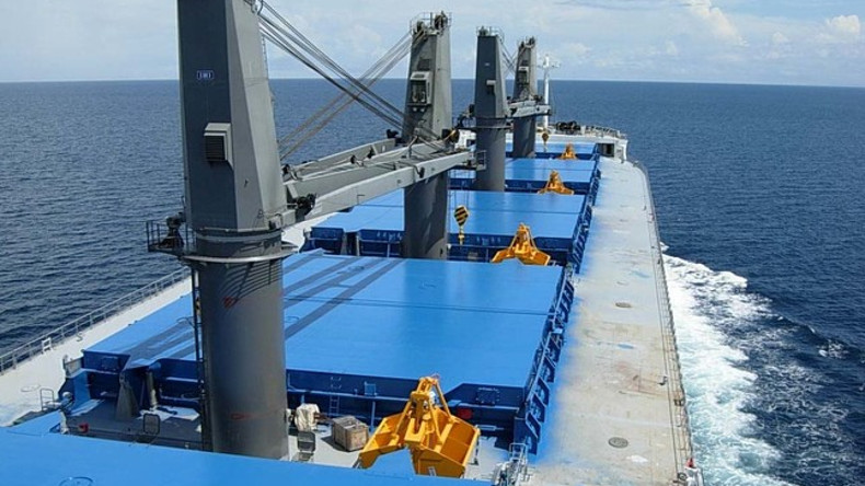 Panamax bulker deck