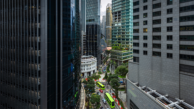 Traffic at the Intersection of Cecil Street, Church Street and Collyer Quay in Singapore