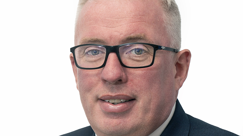 Headshot of Ben Kinder, chief underwriting officer for marine, energy and renewables at Tokio Marine HCC