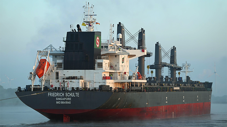 Dry bulk handysize Friedrich Schulte at sea
