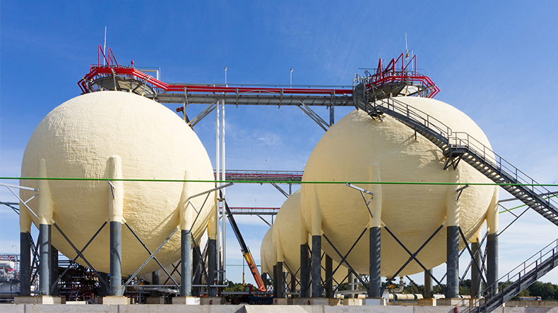 Ammonia_shutterstock_1707841702