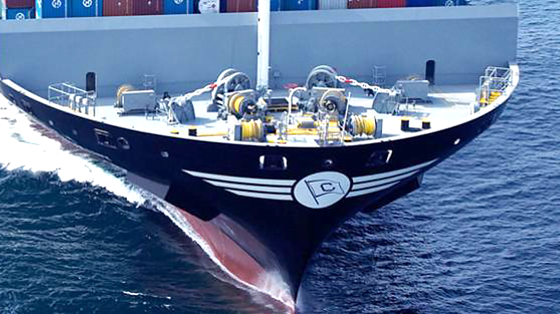 Danaos logo on bow of ship