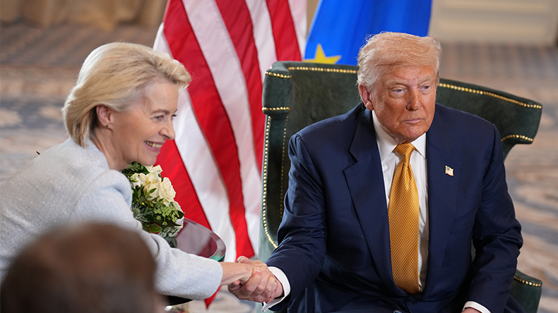 US President Donald Trump shakes hands with President of the European Commission Ursula von der Leyen