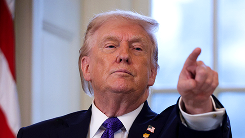 US President Trump pointing