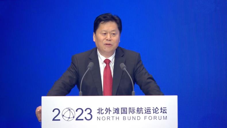 Xu Bin, chairman of Bocomm Financial Leasing speaking