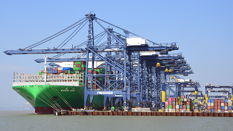  Containership Ever Art being loaded and unloaded at Felixstowe docks May 2026