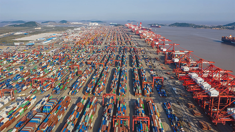 Shanghai port
