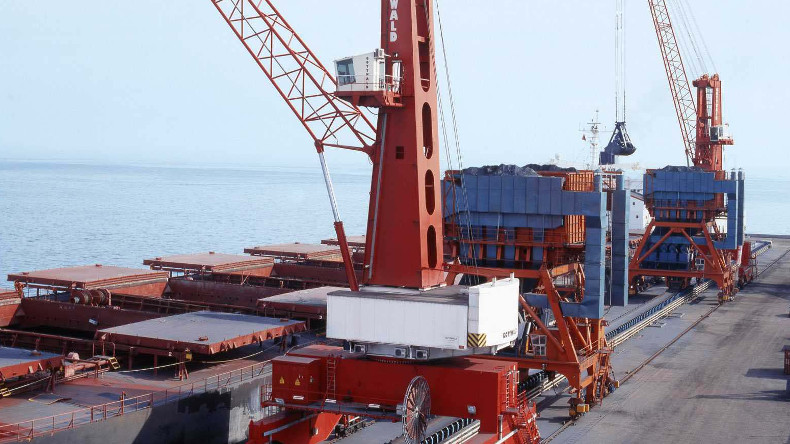 Qinhuangdao Port ore cranes