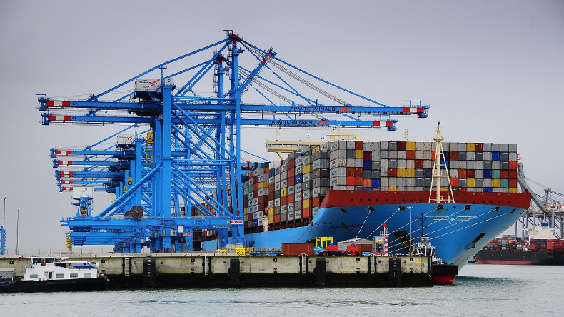 APMT container terminal, Maasvlakte 2, Rotterdam