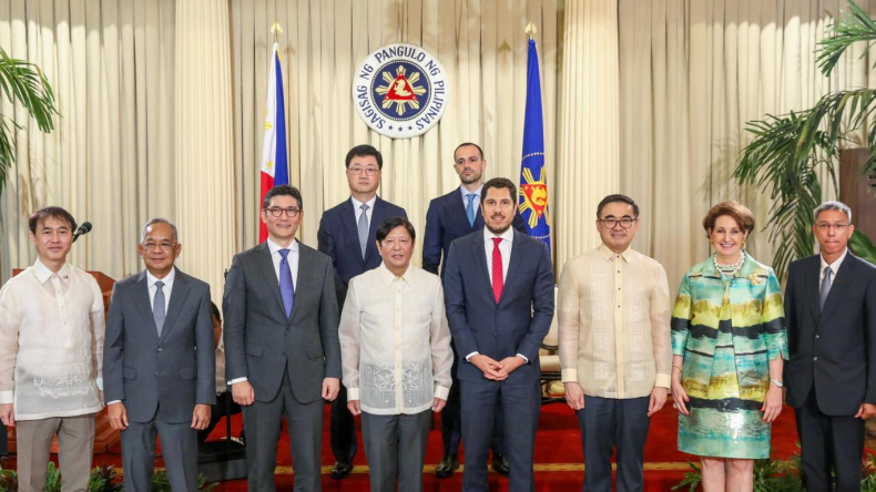 Philippines welcomes Hyundai's investment in Subic shipyard :: Lloyd's List - Vimarsana News