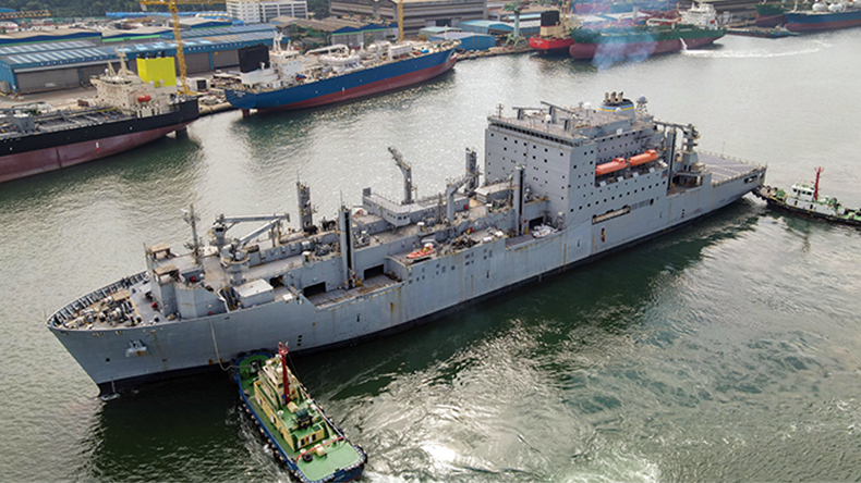 USNS Alan Shepard entering the Yeompo Pier near HD Hyundai Mipo