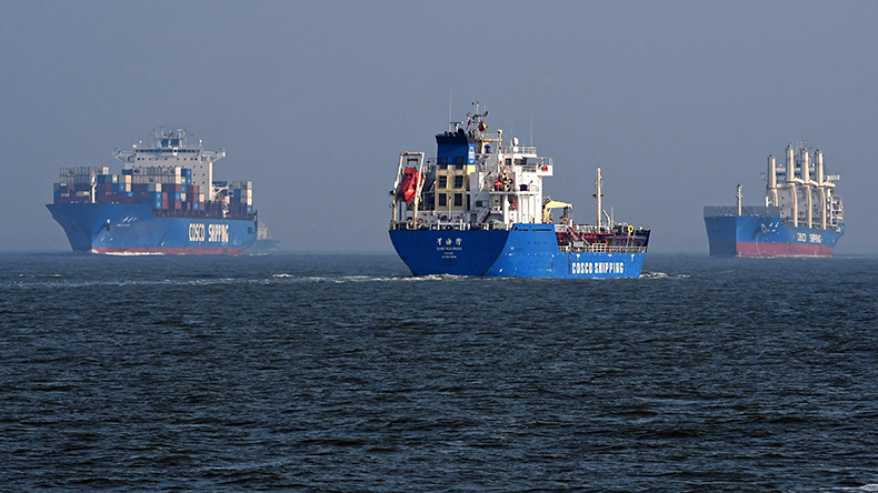 Tanker stocks slide as Hormuz-driven rally shows cracks