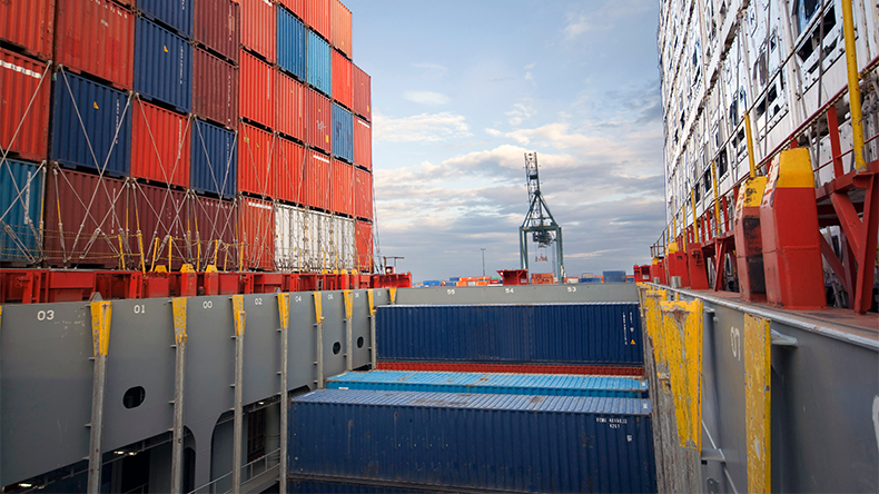 Container operation in port of Rotterdam