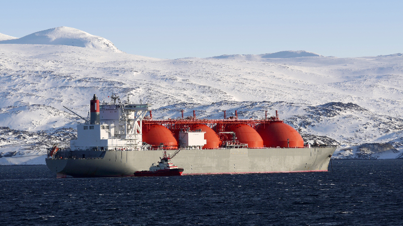 Arctic LNG carrier