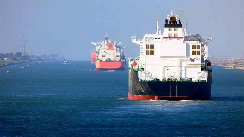 Suez Canal recovery gathers pace as Hormuz disruption boosts traffic, but Bab el Mandeb revival stalls