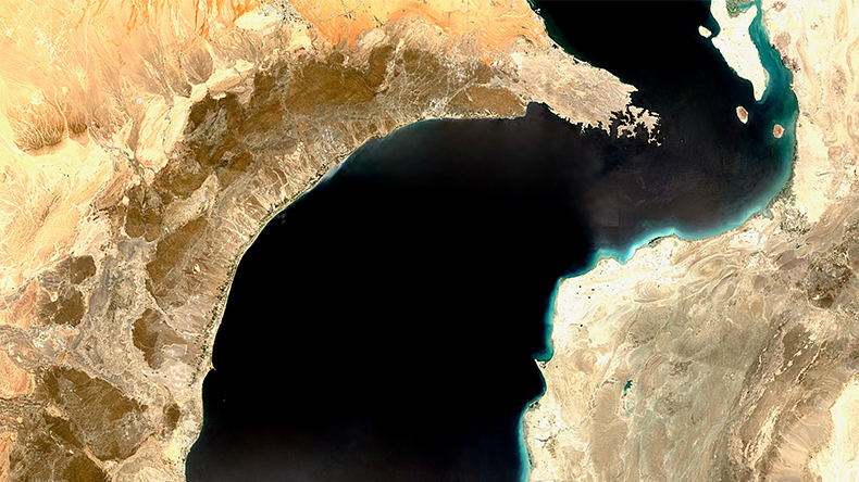Strait of Hormuz satellite image in natural colors (RGB) – Persian Gulf, Gulf of Oman coastline and islands