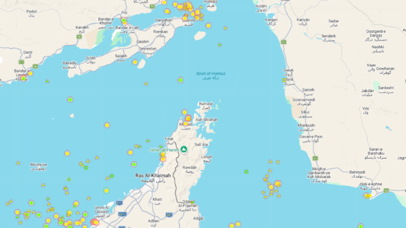 Strait of Hormuz map with ships marked 