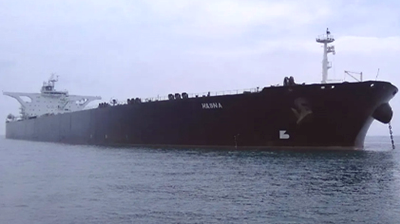 Hasna tanker at sea