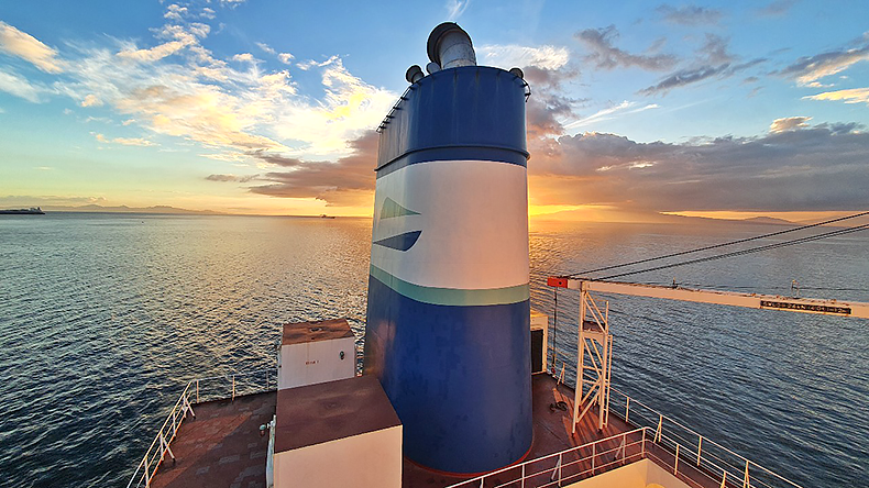 Performance Shipping logo on crude oil tanker P. Fos