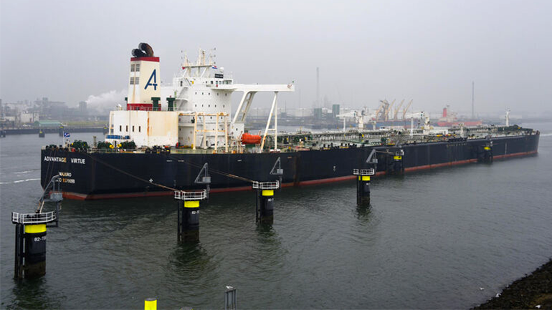 Crude oil tanker Advantage Virtue at Rotterdam IMO 9379698
