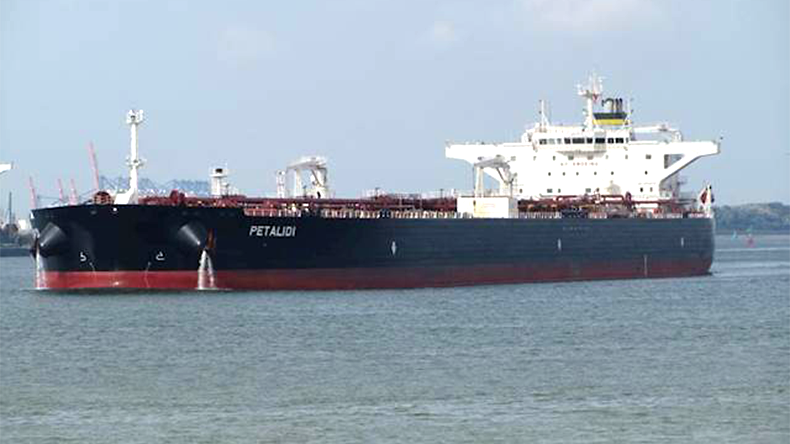 Crude oil tanker 158,532 dwt Petalidi at sea