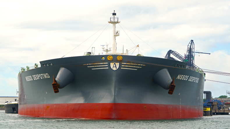 Okeanis VLCC Nissos Despotiko by flicikr