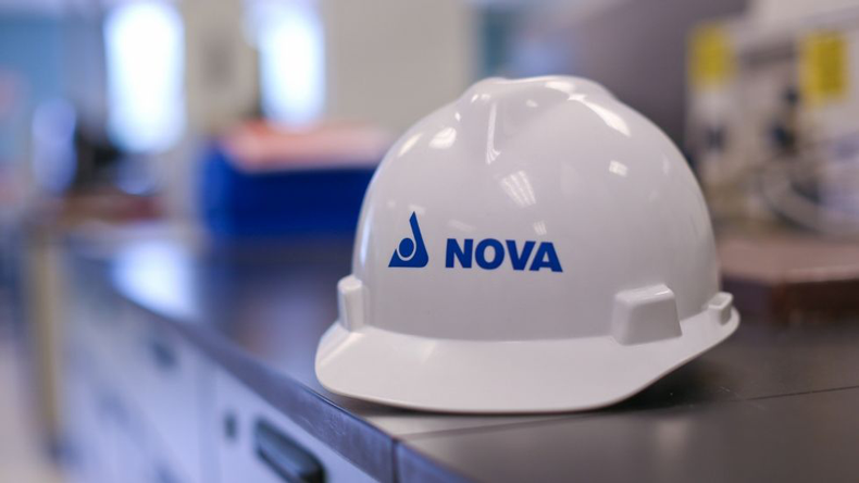Nova hard hat