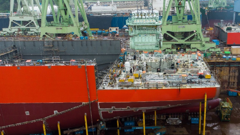 HMD hull H8389