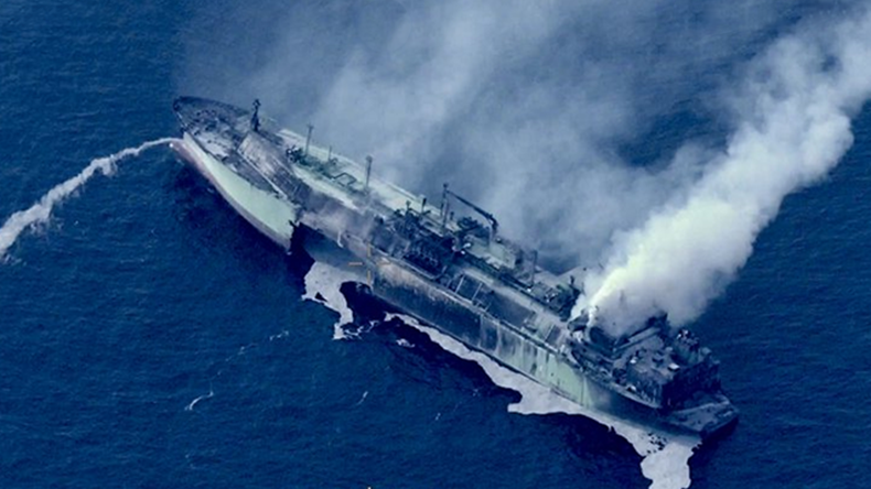  Arctic Metagaz in flames