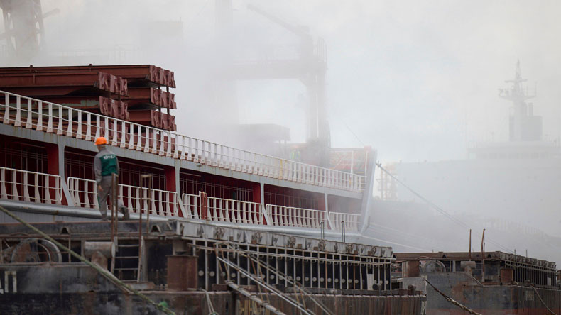 Fine dust rises during grain loading in Odesa